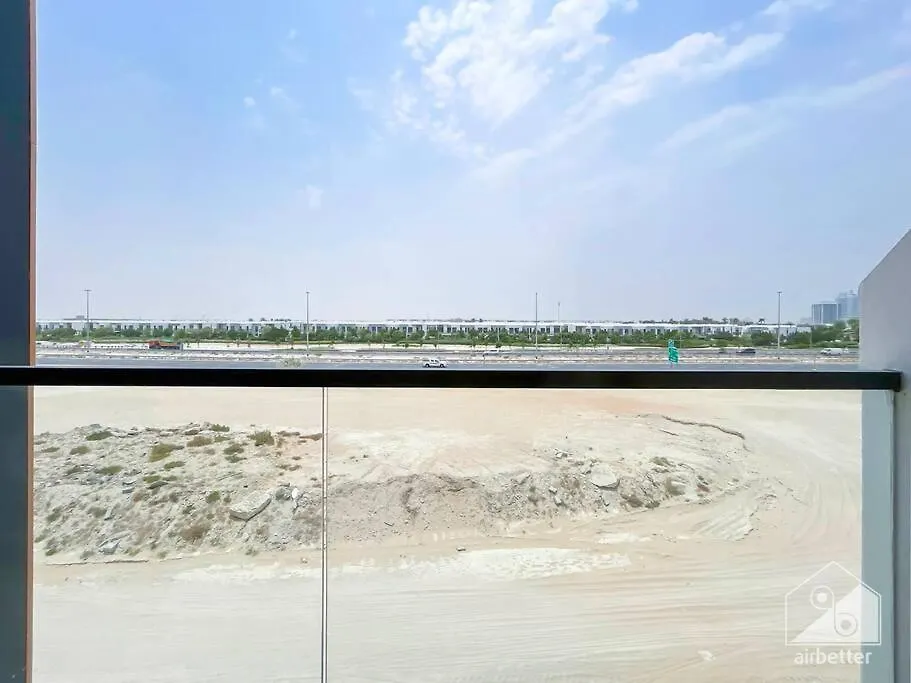 Apartment Luxurious Studio & Balcony At Samana Golf Avenue Dubai United Arab Emirates